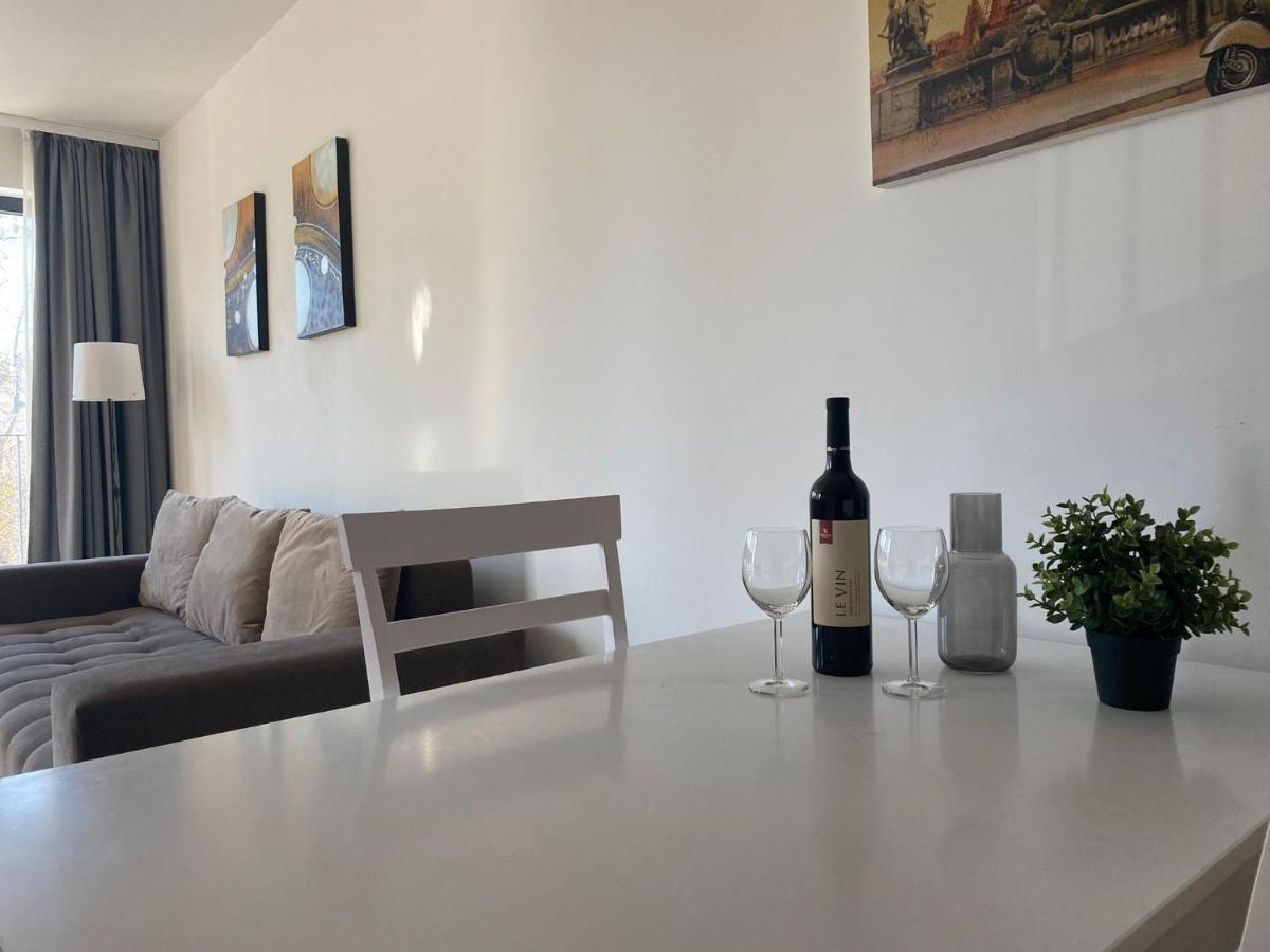 Brand New Apartment With Outdoor Swimming Pool Varna Ngoại thất bức ảnh