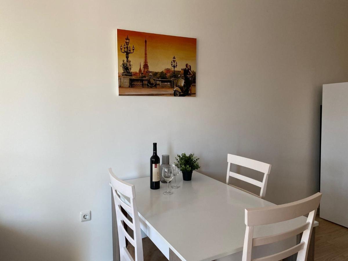 Brand New Apartment With Outdoor Swimming Pool Varna Ngoại thất bức ảnh