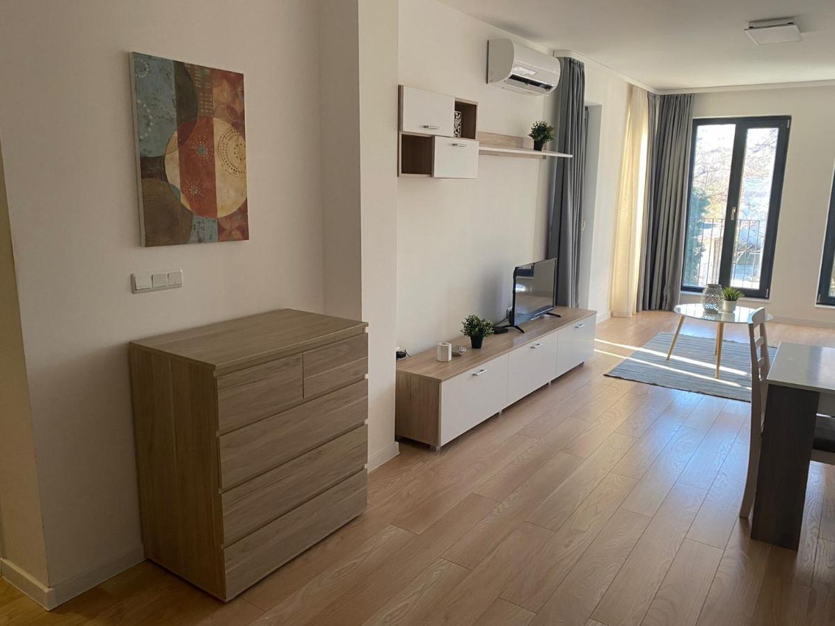 Brand New Apartment With Outdoor Swimming Pool Varna Ngoại thất bức ảnh