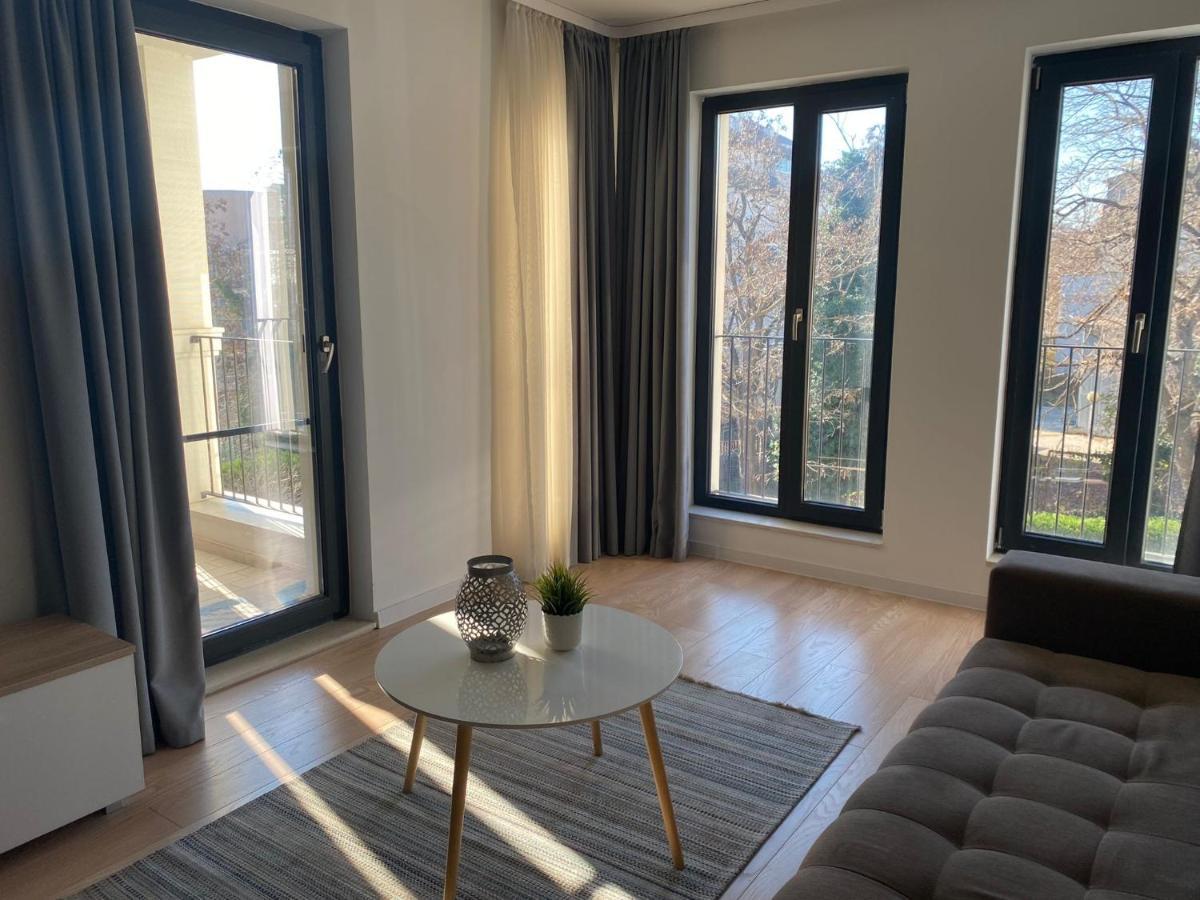 Brand New Apartment With Outdoor Swimming Pool Varna Ngoại thất bức ảnh